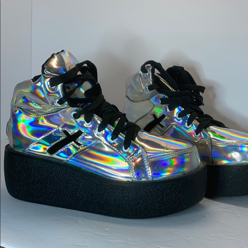 Queen City moon walkers